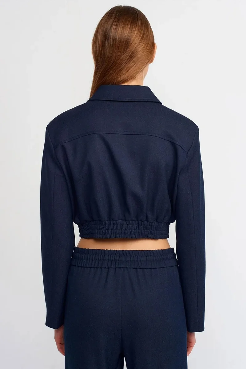 ديلفين DILVIN Crop Crepe Bomber Jacket
