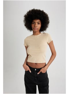 Woman Fitted Crew Neck Knitted Short Sleeve T-Shirt