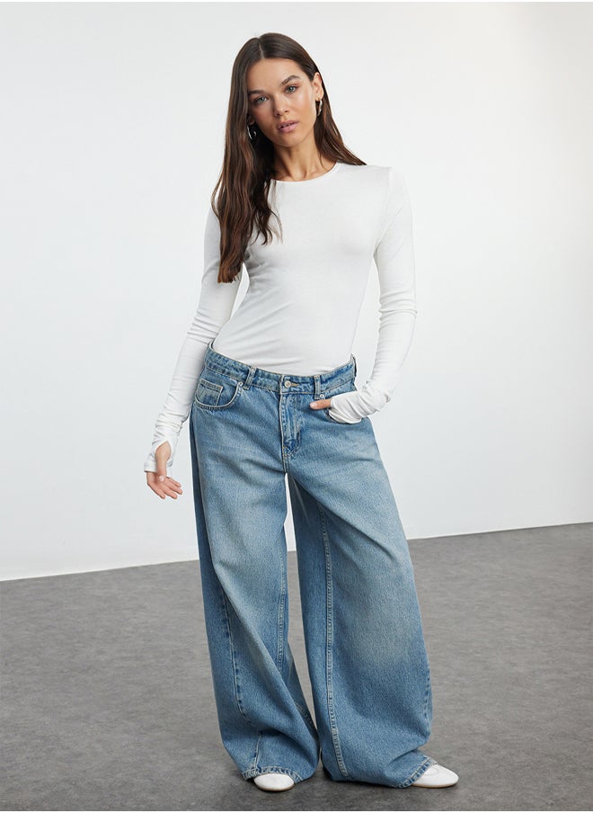 trendyol - Ecru Viscose/Soft Fabric Stretchy Knitted Blouse with Fingering Detail TWOAW25BZ00014 - Image 1