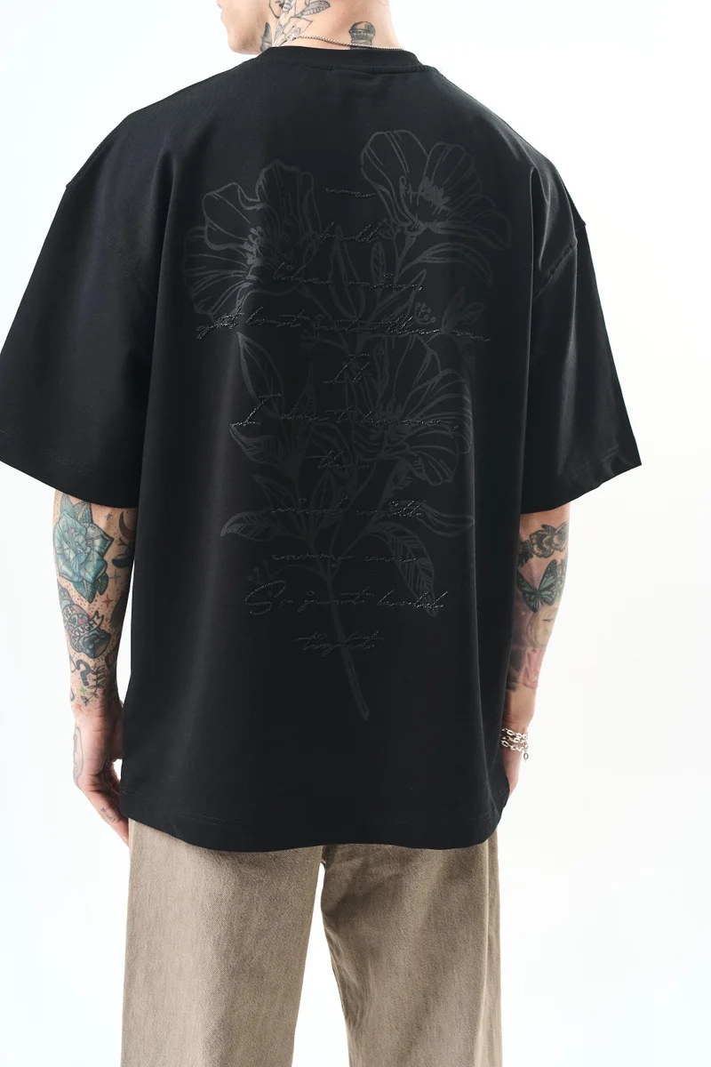 RESPIRE Men's Just Hold Embroidered Oversize T-Shirt, Black