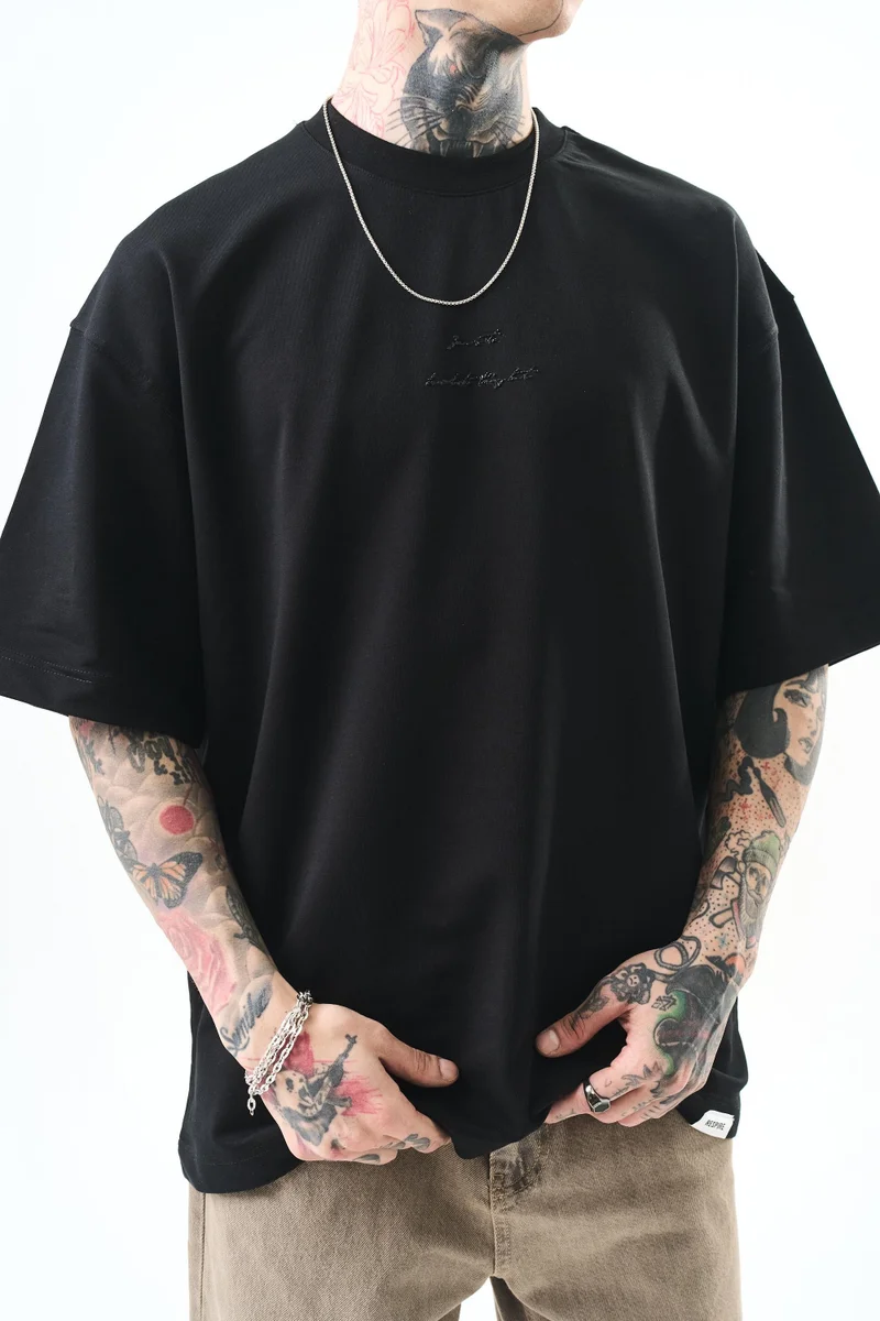 RESPIRE Men's Just Hold Embroidered Oversize T-Shirt, Black