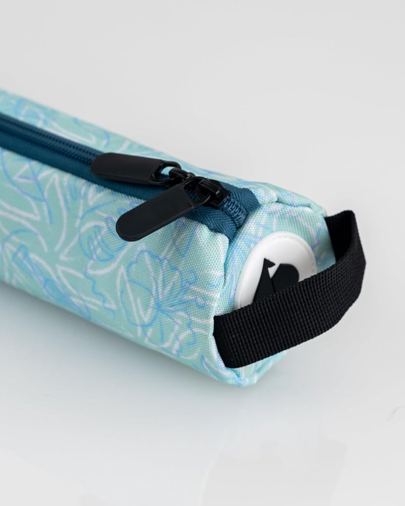 Pins & Aces Beer Sleeve 7-Can Insulated Cooler Sleeve - Stores Up to 7 Cans Discreetly in Your Golf Bag - Keeps Canned Beverages Cold On The Golf Course - Fits Most Golf Bags Styles & Types - Image 1