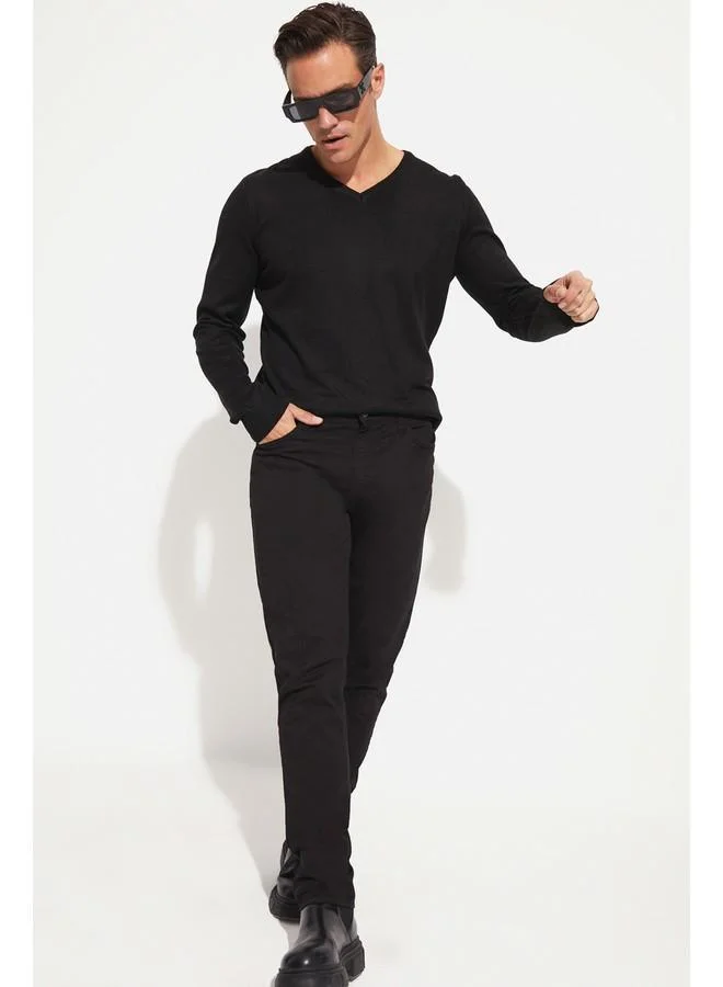 JUNE June Men V-Neck Knitwear Sweater Black