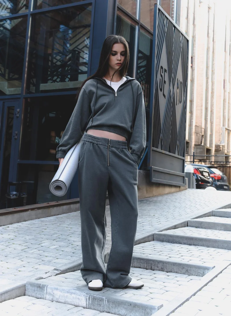 Lichi  Cropped hoodie with elasticated waistband for Women | Best Price UAE