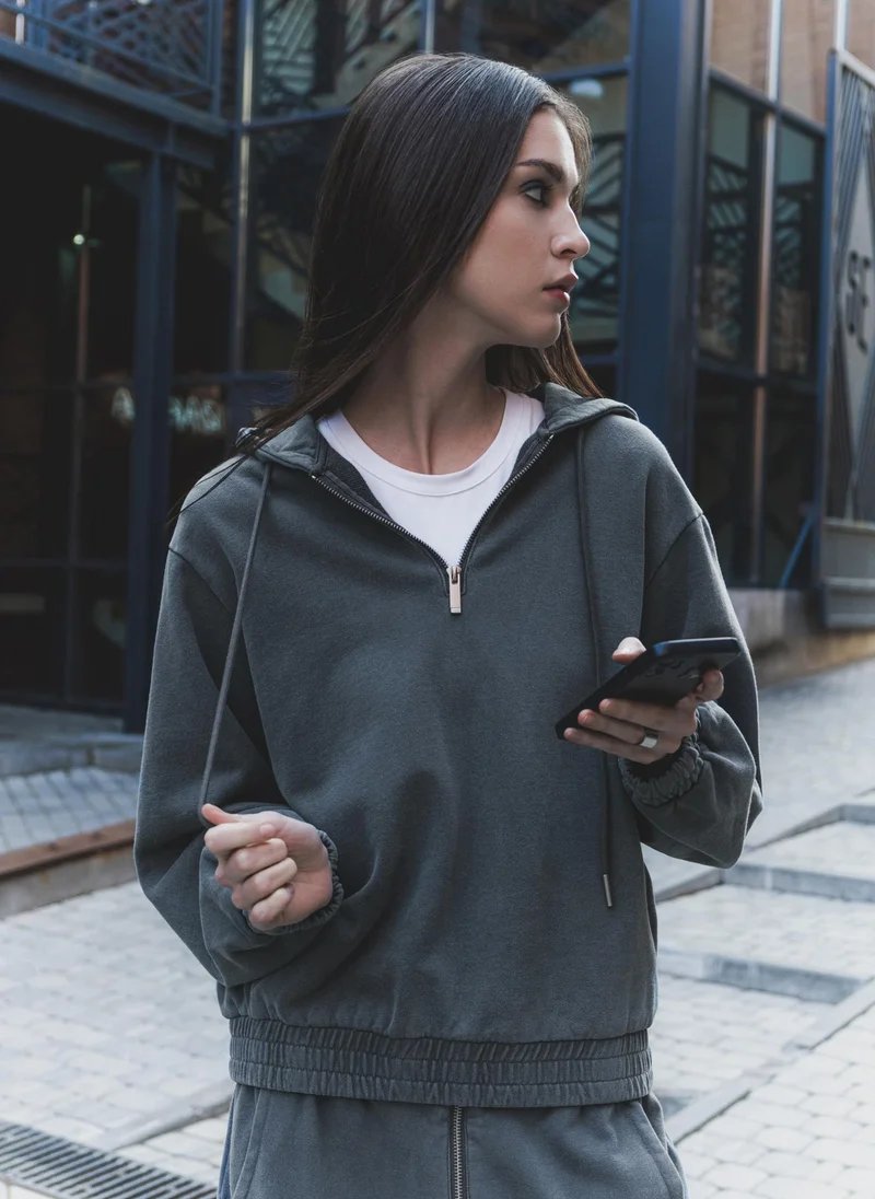 Lichi  Cropped hoodie with elasticated waistband for Women | Best Price UAE