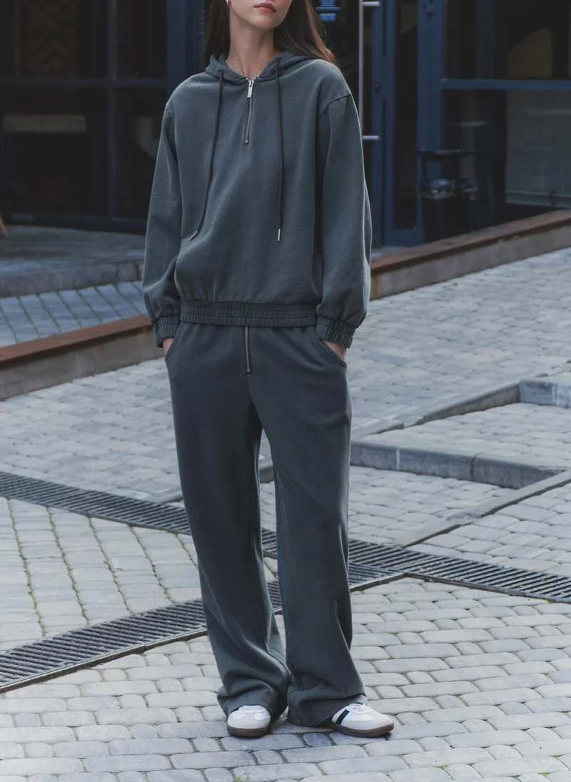Lichi  Cropped hoodie with elasticated waistband for Women | Best Price UAE