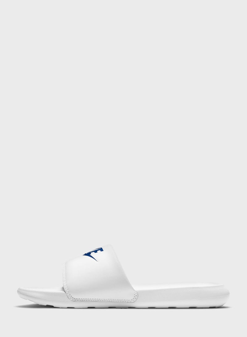 نايكي صندل مزين بشعار الماركة - Image 2