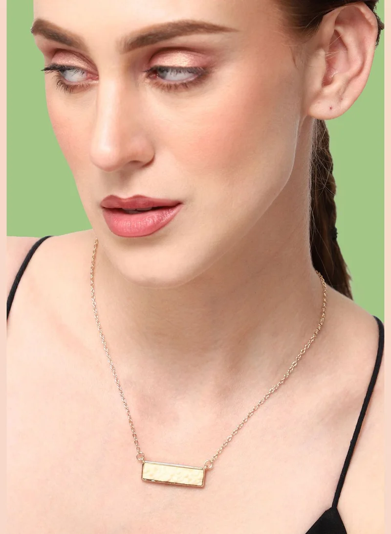 SOHI Gold Plated Casual Designer Necklace For Women