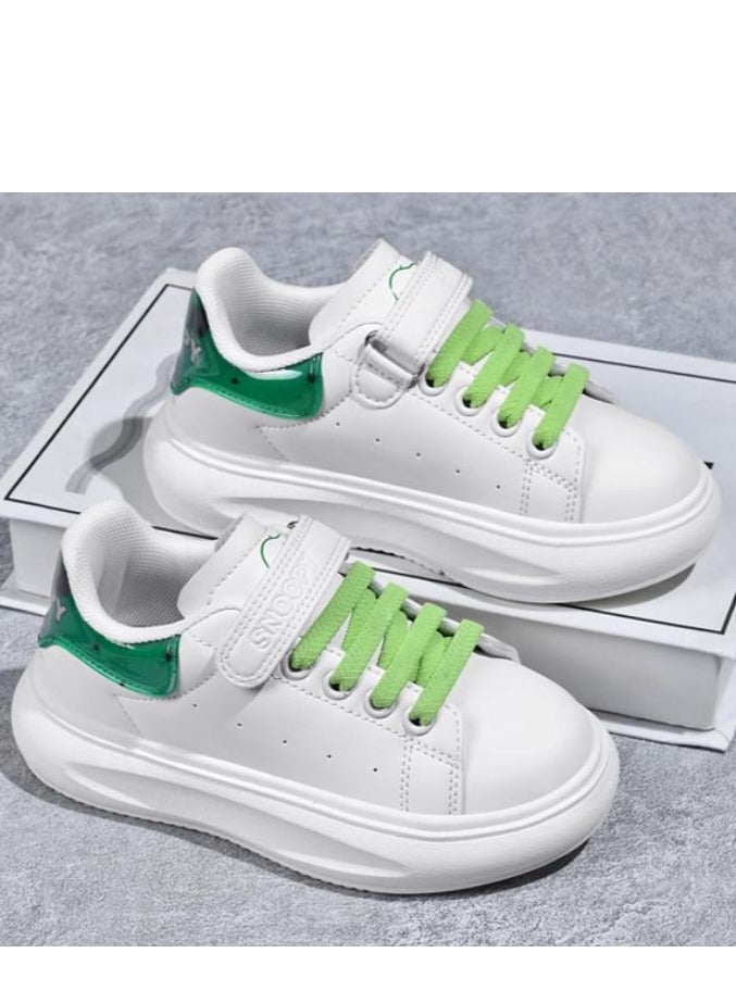 Snoopy Children's Soft Soled Breathable Sports Board Shoes - Image 2