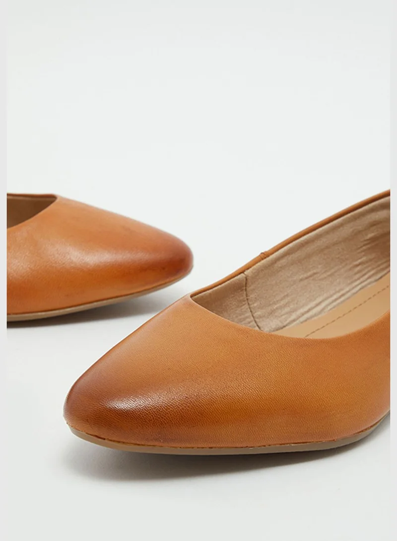 سي سي سي Leather Ballerinas
