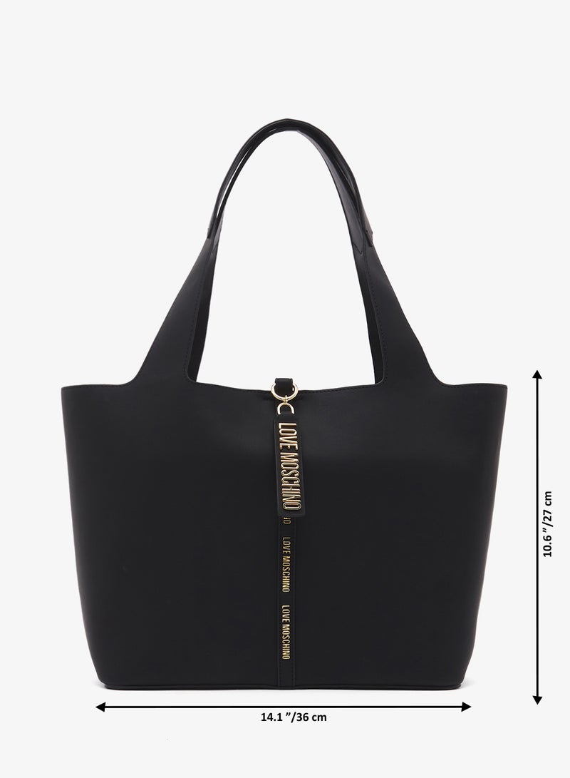 حقيبة كتف بسحاب علوي ومقبض علوي بشعار