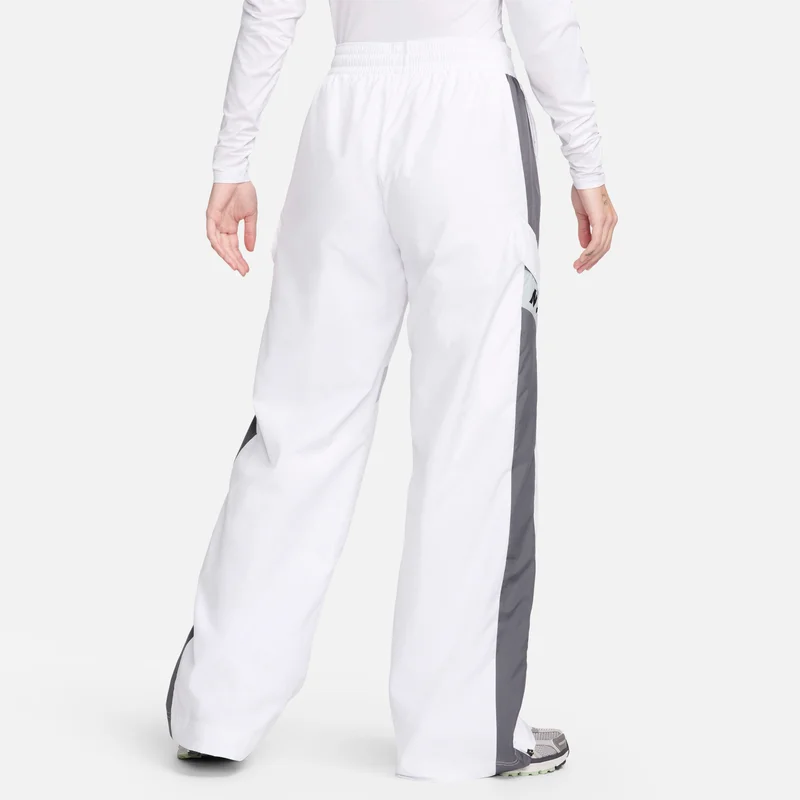 Nike Women's Sportswear High-Waisted Trousers
