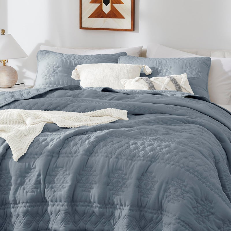 WDCOZY Boho Blue Grey Quilts Queen Size Bedding Sets with 2 Pillow Shams, Farmhouse Lightweight Soft Bedspread Coverlet for All Season, 3 Pieces, 90x90 inches - Image 3