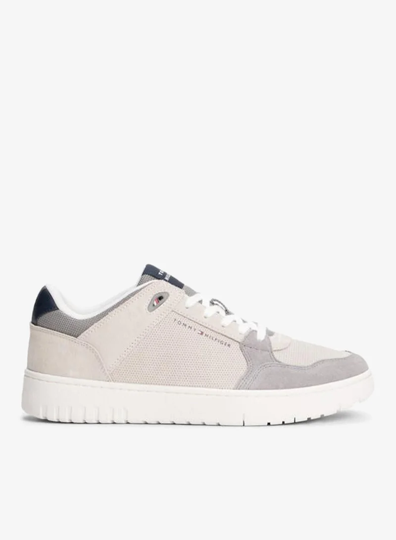 Casual Low Top Sneakers
