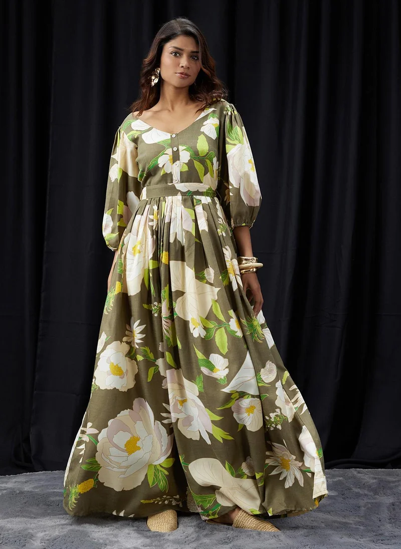 Globus Globus Women Green V-Neck Puff Sleeves Floral Print Pleated Fit & Flare Maxi Dress With Belt