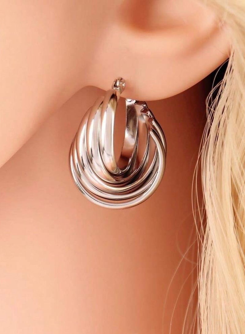 إيكوال حلق اذن نسائي انيق مصنوع من الاستانلس ستيل باللون الفضي - Image 1