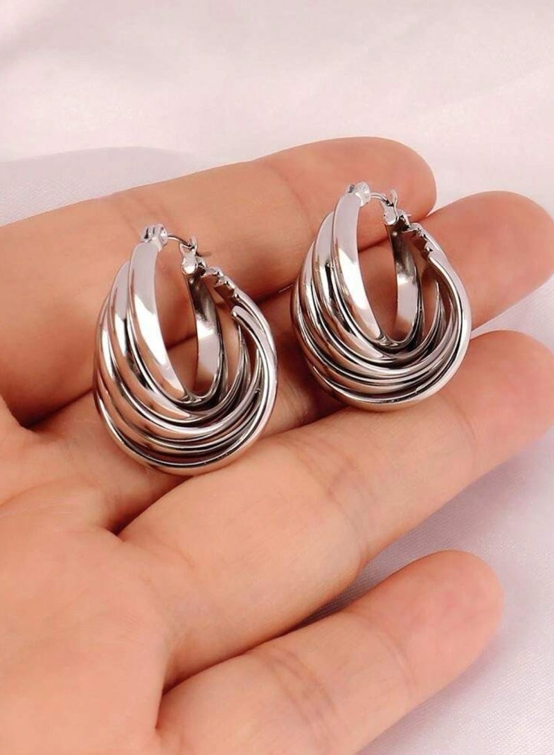 إيكوال حلق اذن نسائي انيق مصنوع من الاستانلس ستيل باللون الفضي - Image 2