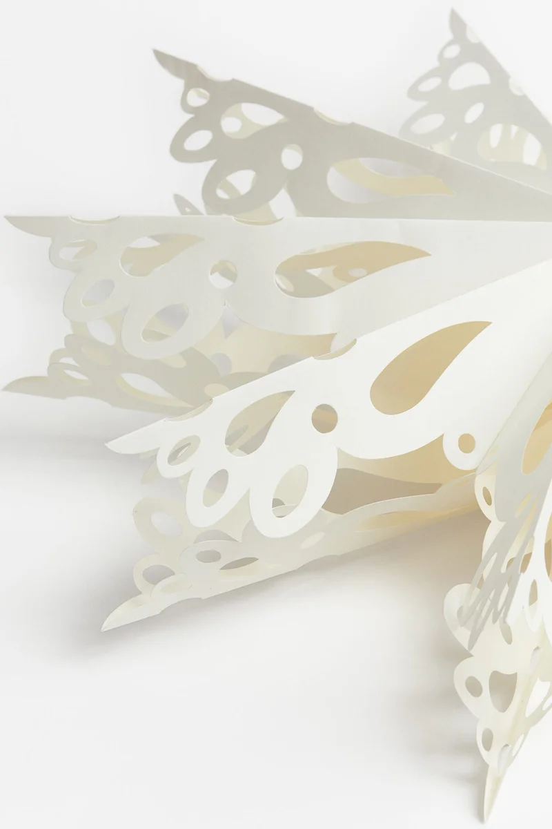 H&M Paper star lampshade