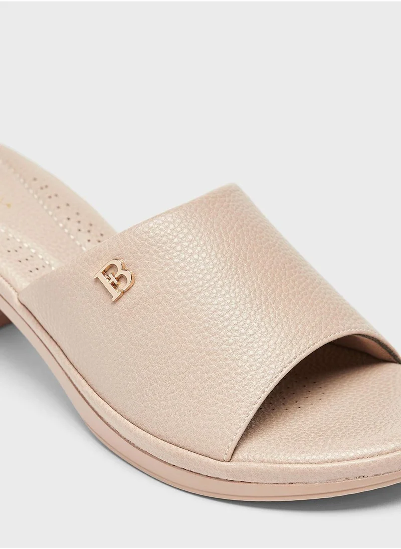 شو اكسبرس One Strap Sandals