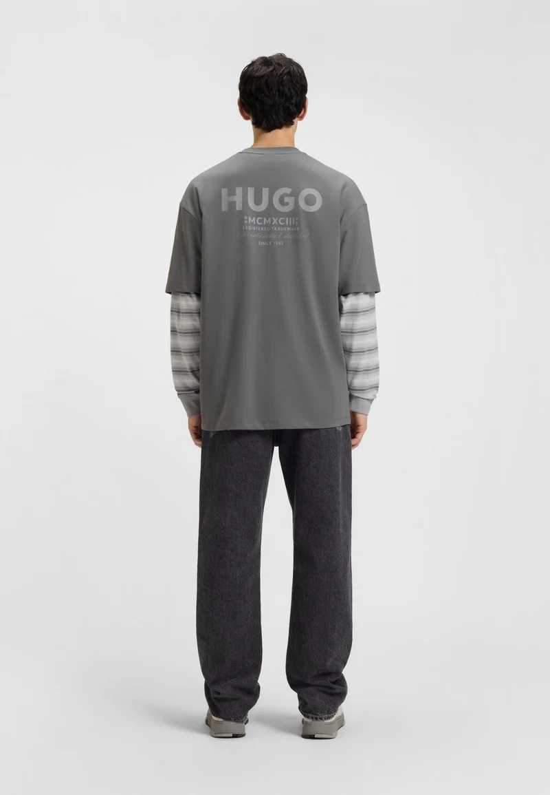 HUGO Loose-fit T-shirt in cotton with rear logo artwork