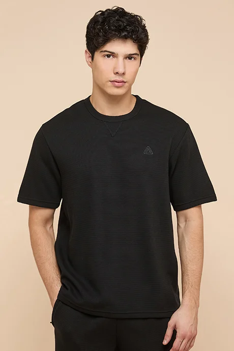 أر أند بي Solid T-Shirt with Crew Neck and Short Sleeves