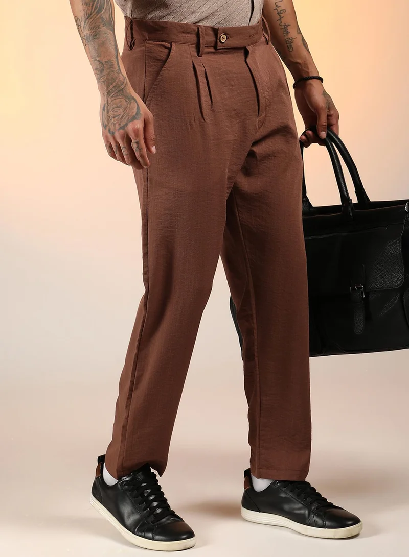 كامبوس سوترا Men's Chesnut Brown Slim-Fit Pleated Trousers For Casual Wear | Mid-Rise | Slim Fit | Button Closure | Trousers Crafted With Comfort Fit For Everyday Wear