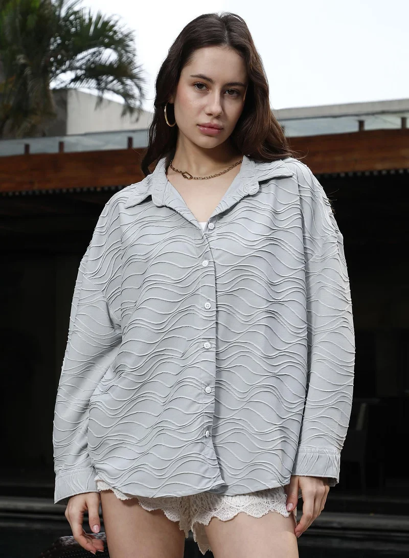 بينيا كولادا قميص نسائي فضفاض رمادي غائم بنقوش دوامية