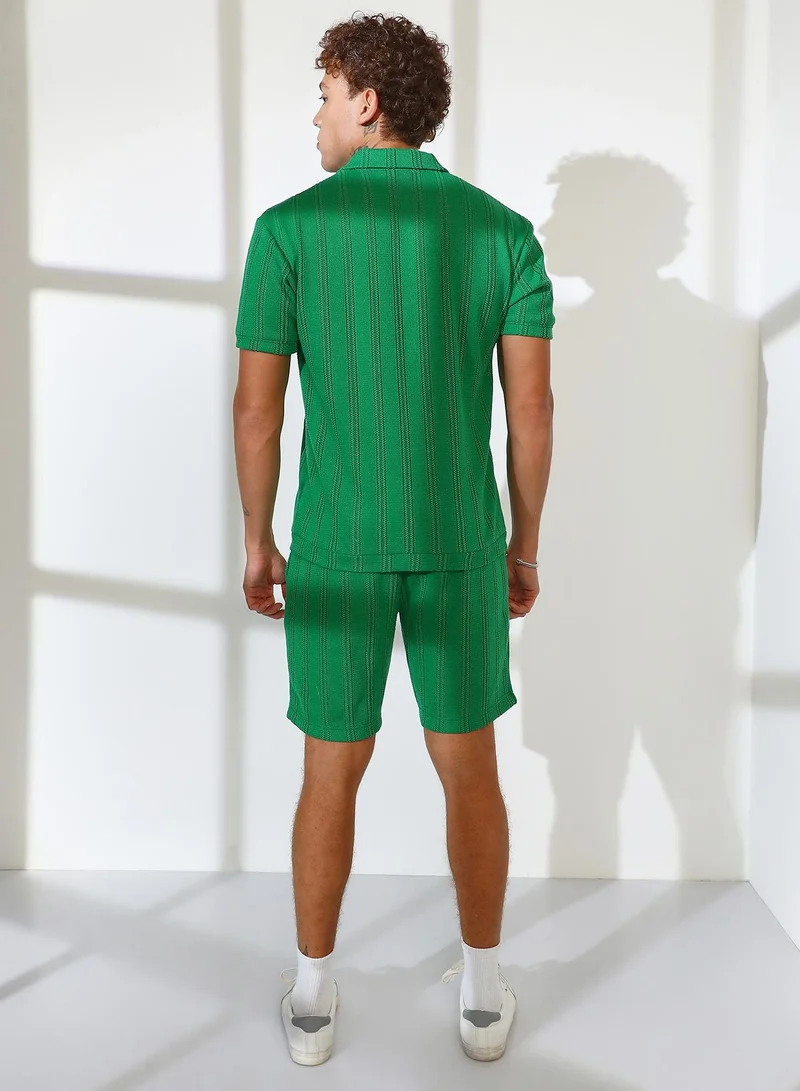 Campus Sutra Men's Shamrock Green Stripe-Knit Co-Ord Set