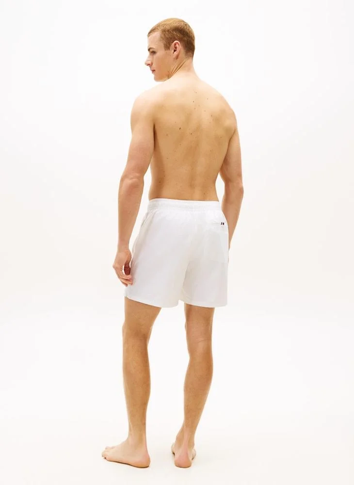 تومي هيلفيغر Ithaca Stripe Mid Length Swim Shorts