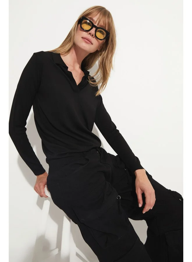 JUNE June Women Exclusive Viscose Blend Regular Fit Polo Neck Knitwear Sweater Black