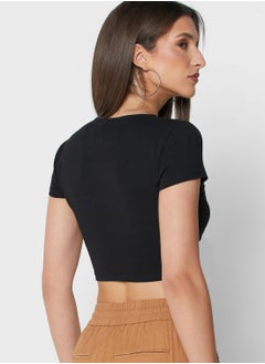 Front Ruched Detail Crop Top - pzsku/ZB5A7A672E57CC8D01ED9Z/45/_/1698259183/fced4ad4-6a35-4212-b1f2-87a41eb1951b