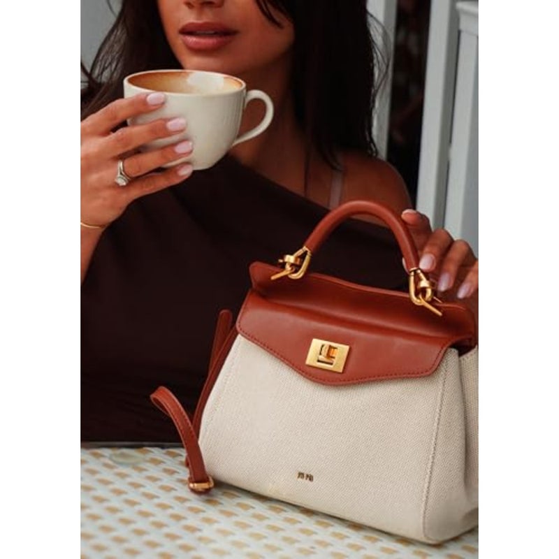 حقيبة يد كلاسيكية من JW PEI للسيدات من Lucia Classic - Image 2