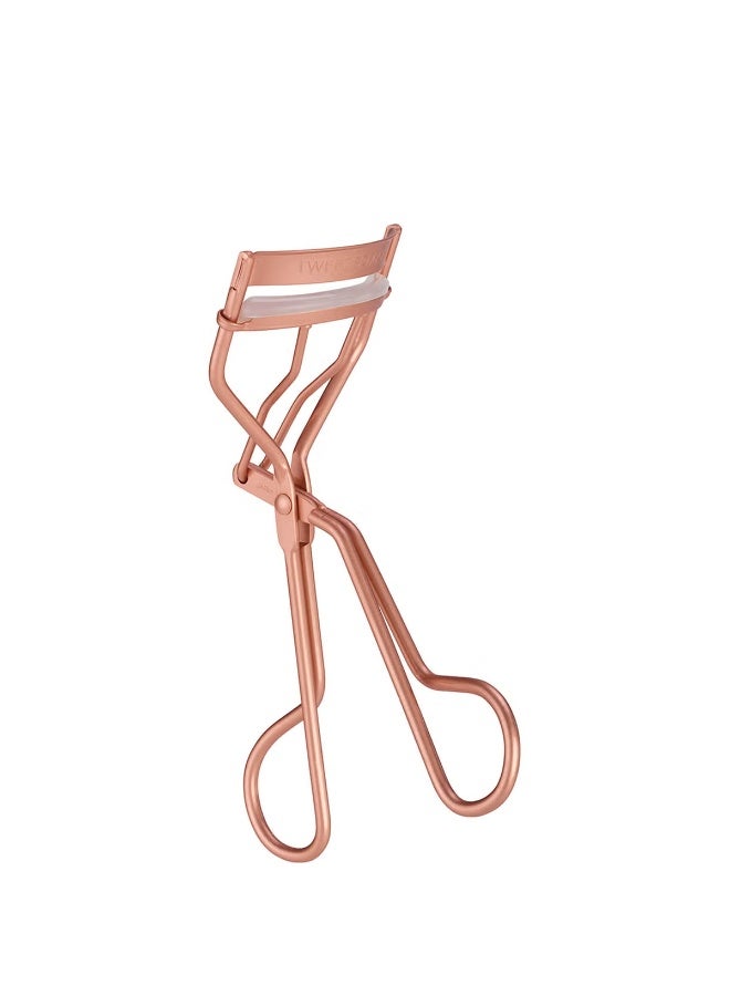 تويزرمان أداة تجعيد الرموش الكلاسيكية من تويزرمان باللون الذهبي الوردي - Image 2