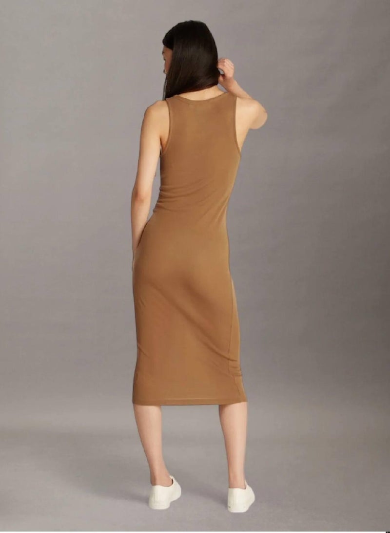 كالفن كلاين جينز فستان متوسط الطول بخامة منسوجة ناعمة - Image 2