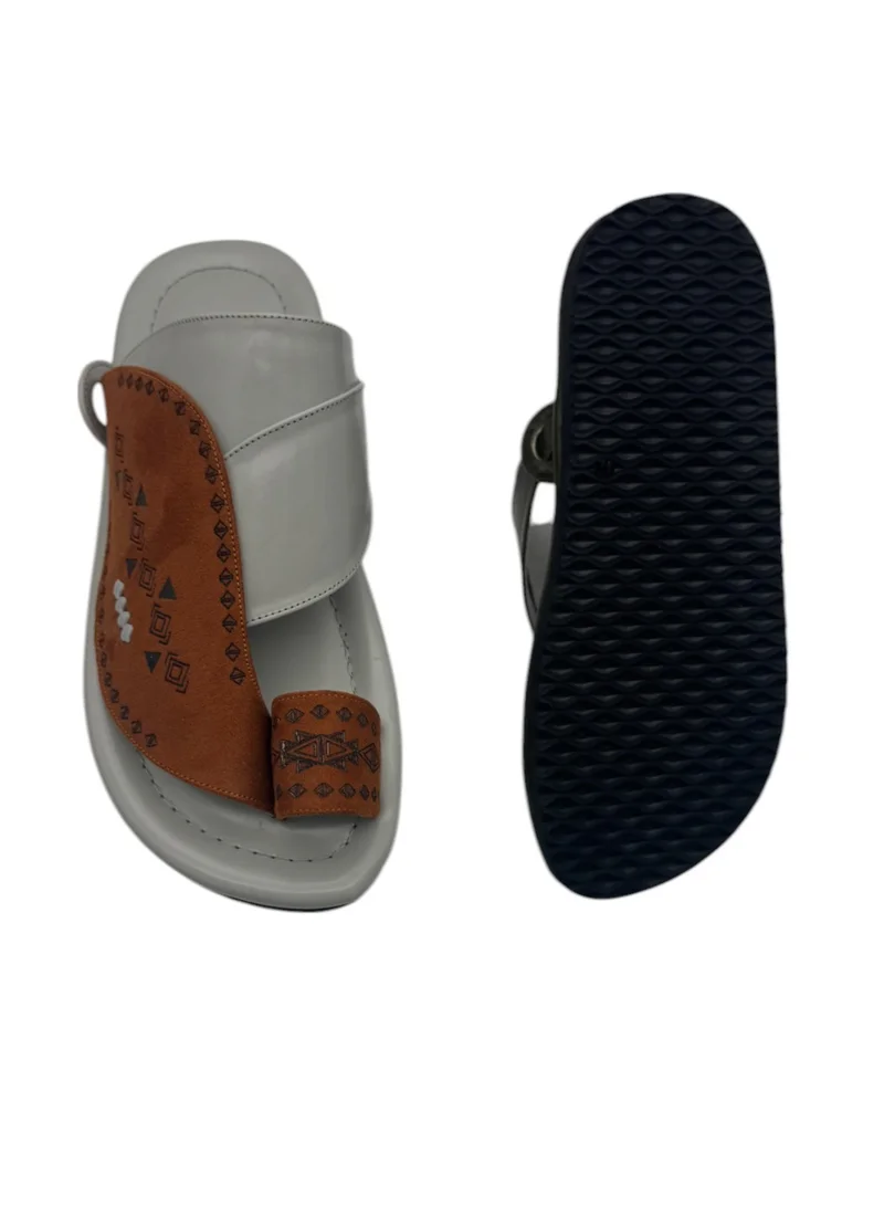 AL Fanoos Classic Arabic Slippers
