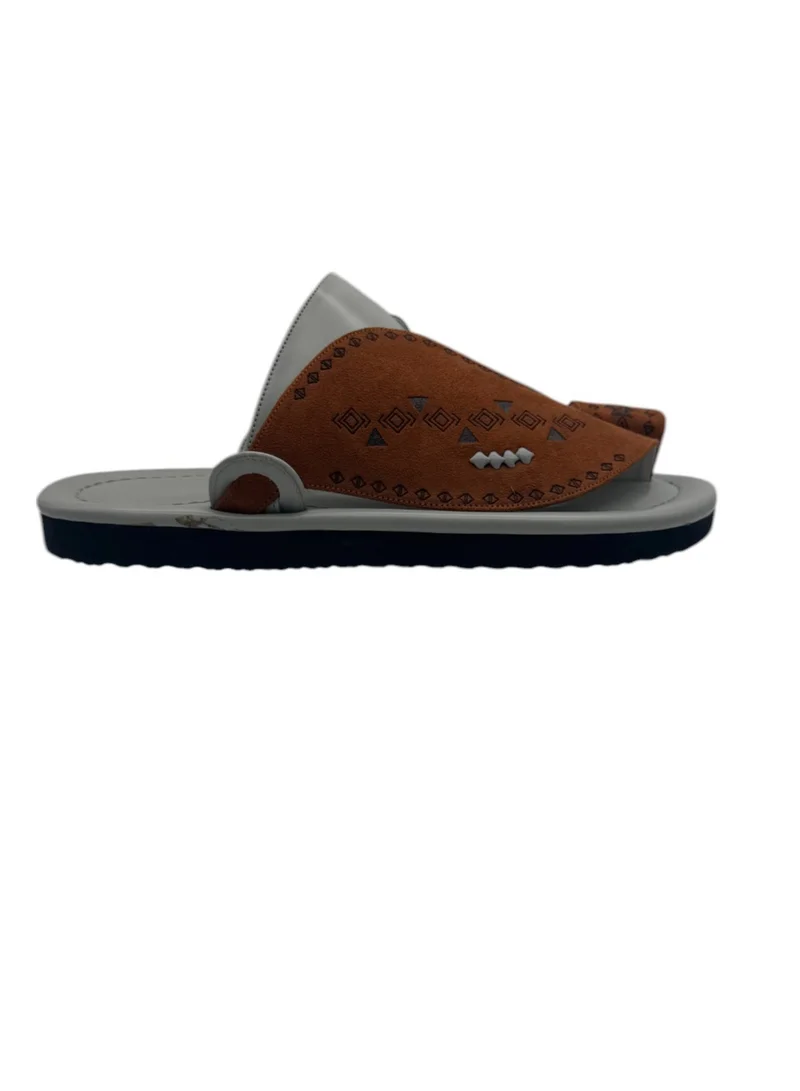 AL Fanoos Classic Arabic Slippers