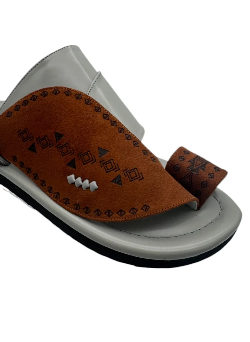 AL Fanoos Classic Arabic Slippers