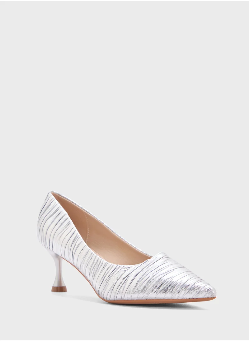 إس دي. فيلانو Mid Heeled Pointed Pump