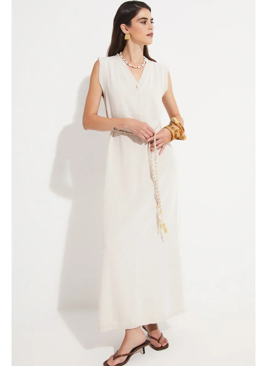 JUNE Sleeveless Loose Cut Dress