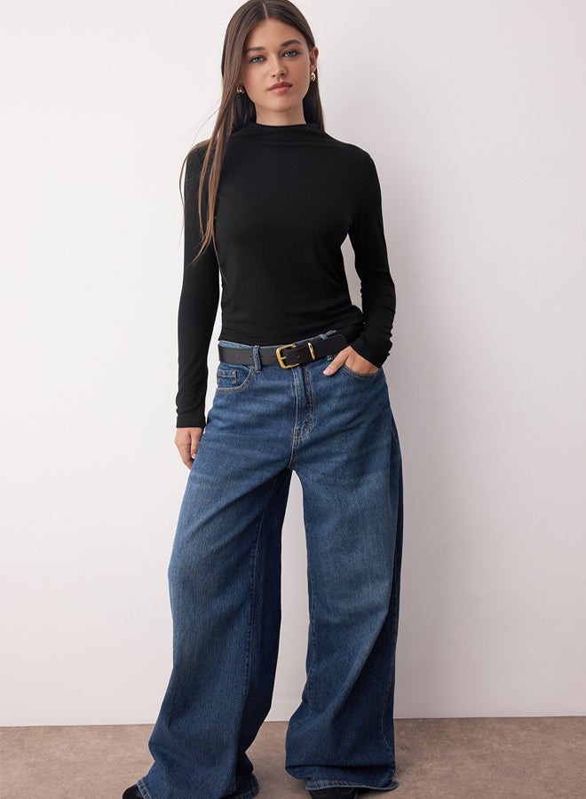 trendyol Black Viscose Content Stand Collar Body Fitting Stretch Knitted Blouse - Image 2
