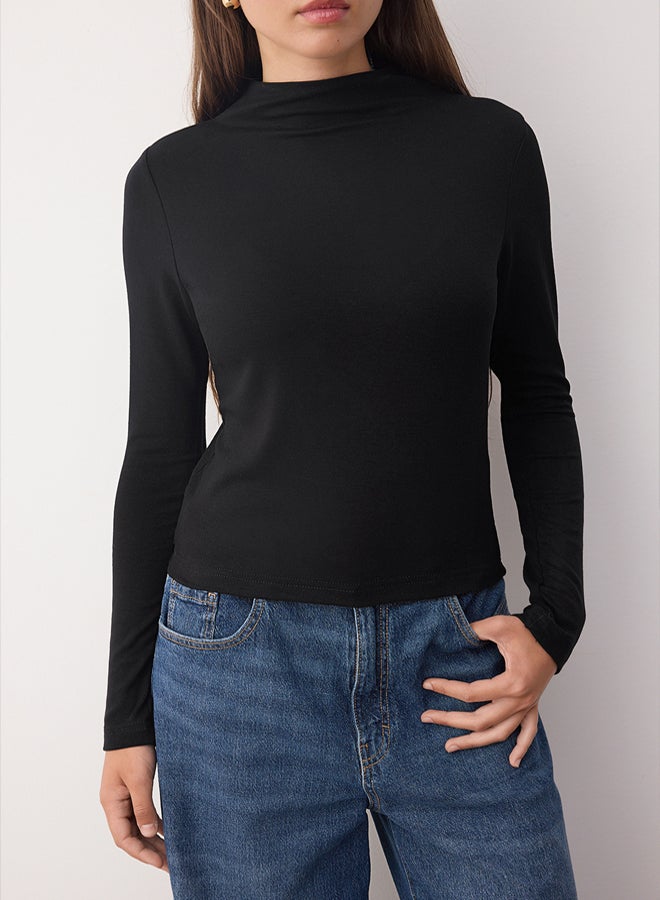 trendyol Black Viscose Content Stand Collar Body Fitting Stretch Knitted Blouse - Image 3