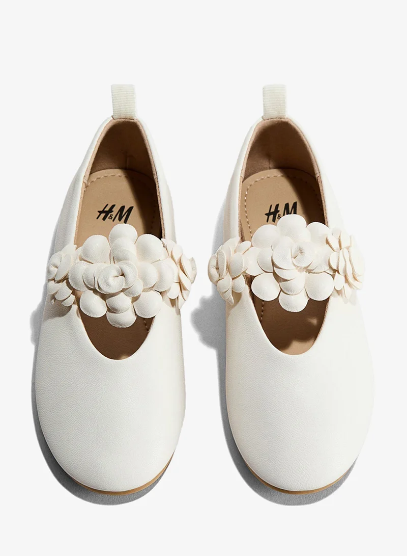 H&M Appliquéd ballet pumps