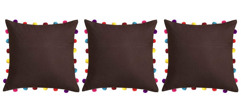 Lushomes غطاء وسادة صوفا لوشومز أونلاين مع بوم بوم ملون (عبوة من 3 - 18x18 بوصة، بني) - Image 1