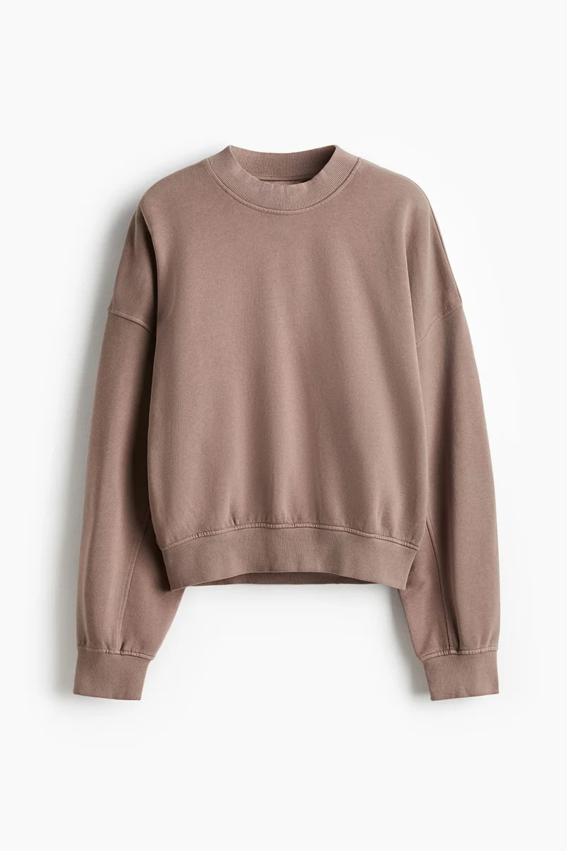 اتش اند ام سويت شيرت بتصميم مكحوت