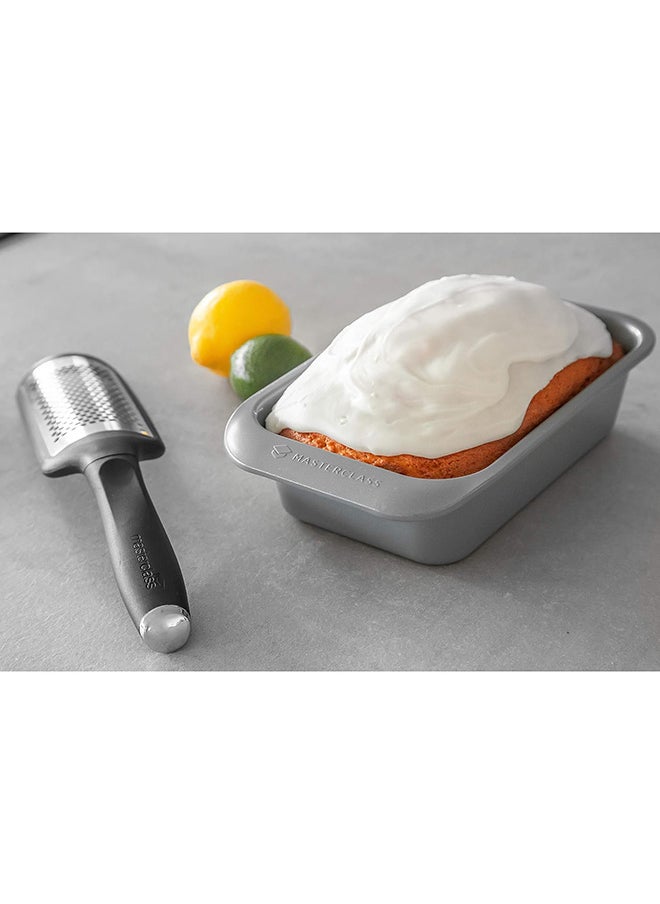 MASTERCLASS - MasterClass Smart Ceramic Loaf Tin with Robust Non Stick Coating, Carbon Steel, Stackable 2lb Bread Pan (23 x 15cm) - Image 1