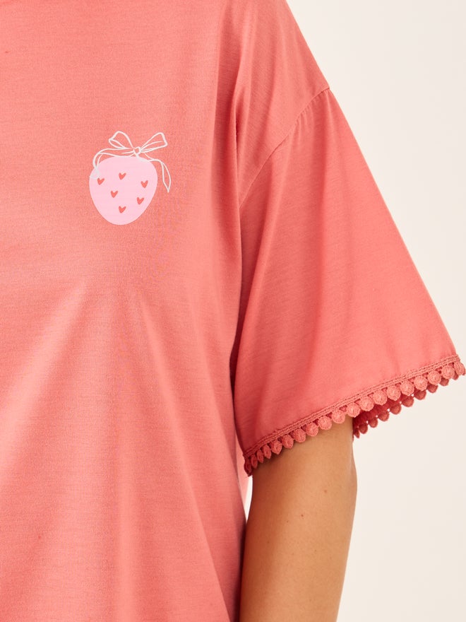 Styli Styli Unwind Graphic Print Round Neck T-Shirt and Pyjama Set  - Image 4