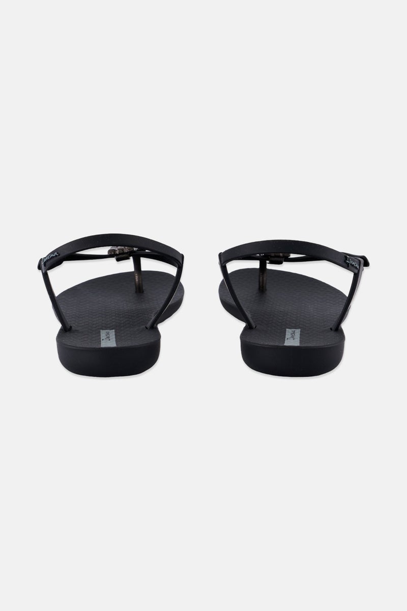 Ipanema Women Class Modern Craft Snap Closure Sandal, Black - Image 2