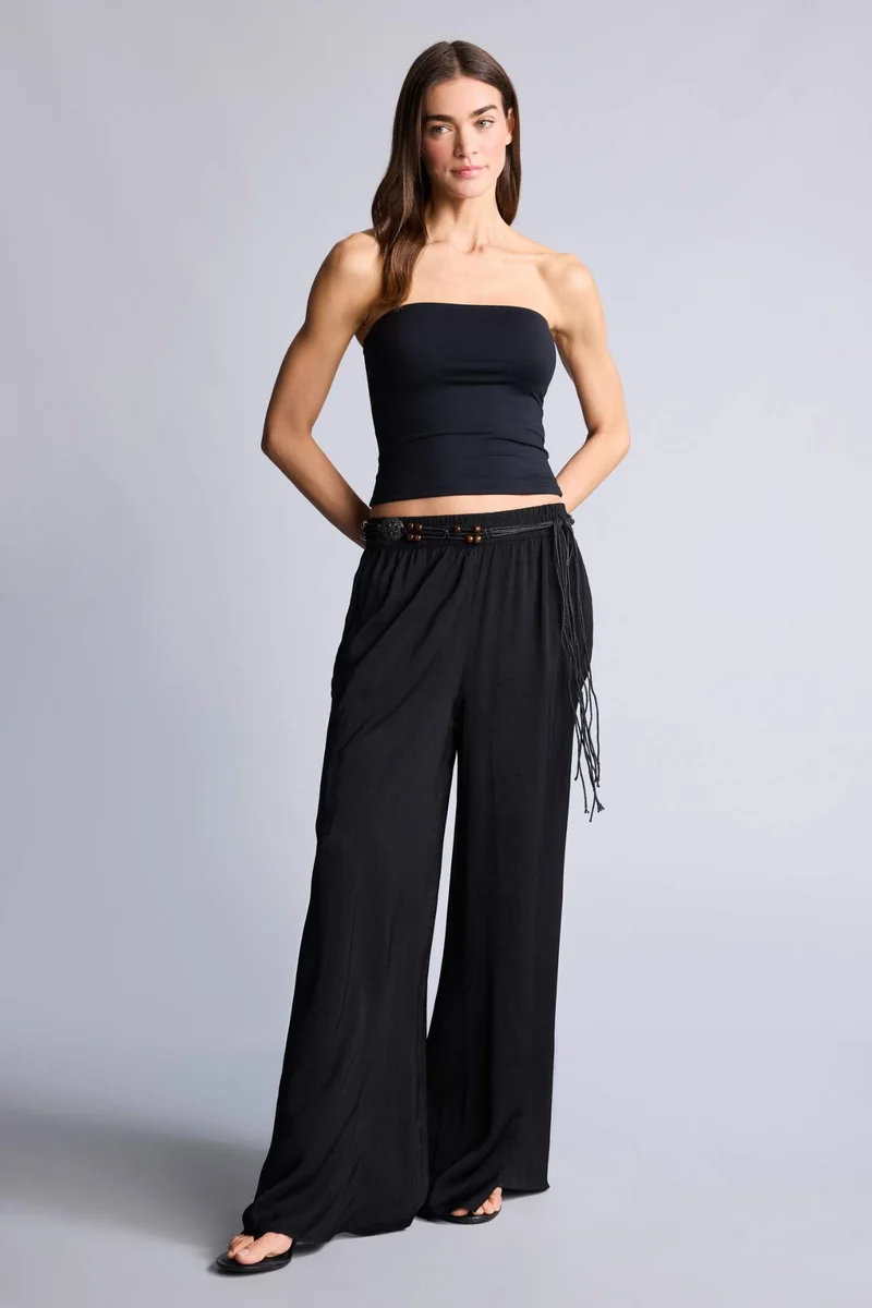 ديفاكتو Wide Leg Regular Hem Satin Trousers