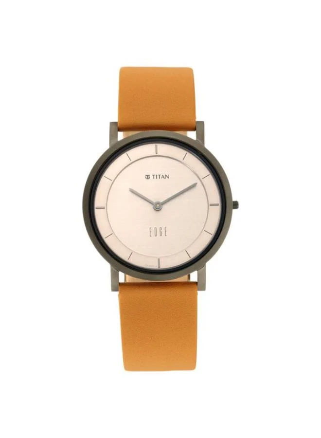 تيتان Men Analog Display Watch With Tan Leather Strap - 1595QL01