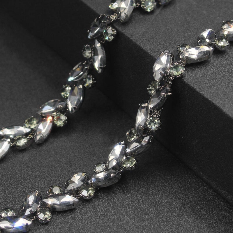 1 Yard Rhinestone Trim Chain Black String Strips Crystal Applique Fringe Ribbon Beads Sewing for Dress DIY Party Wedding Bouquet Decoration Bridal Costume Embellishment